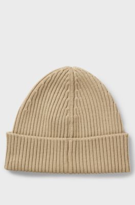 Virgin-wool beanie hat with logo label, Beige