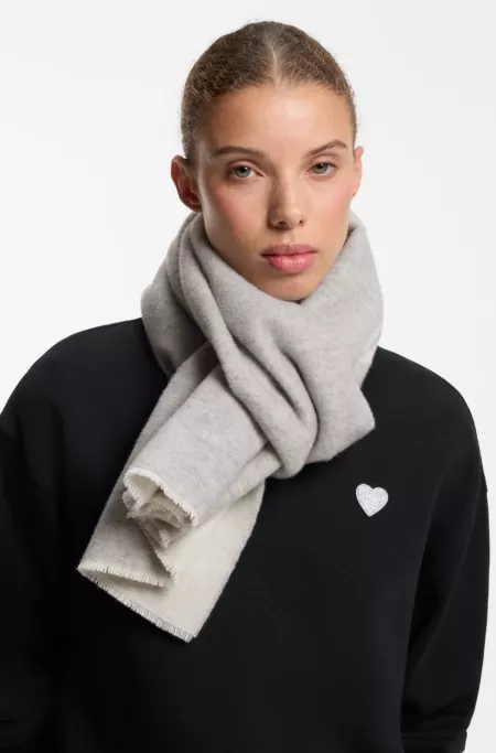 Écharpe en laine mélangée avec logo jacquard