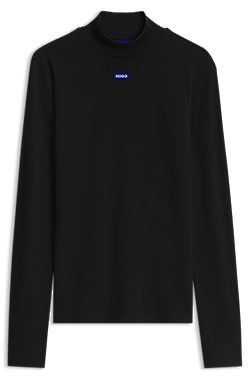 Top met hoge hals en logobadge