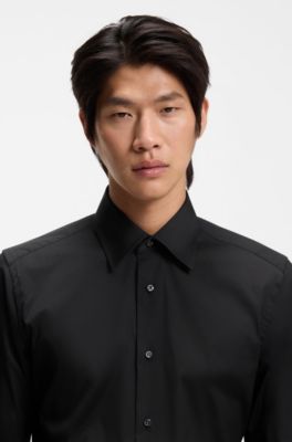 Camisa slim fit de popel&iacute;n de algod&oacute;n con el&aacute;stico, Negro