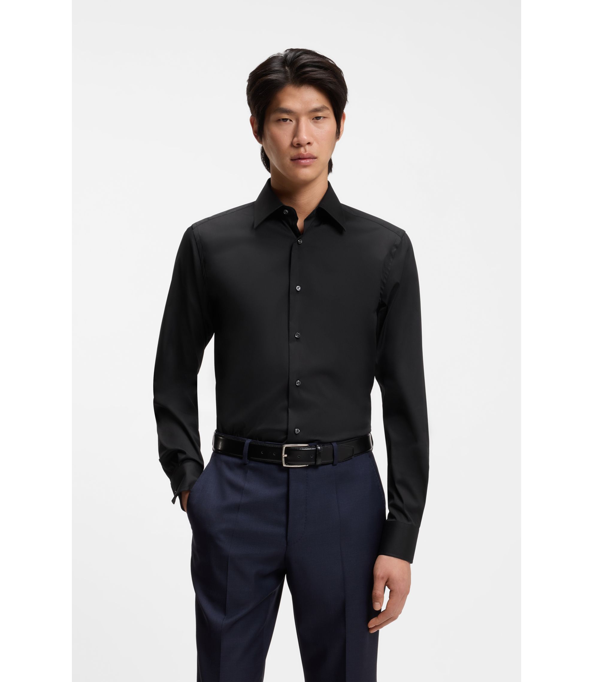 Slim-Fit Hemd aus elastischem Baumwoll-Mix mit Popeline-Webstruktur