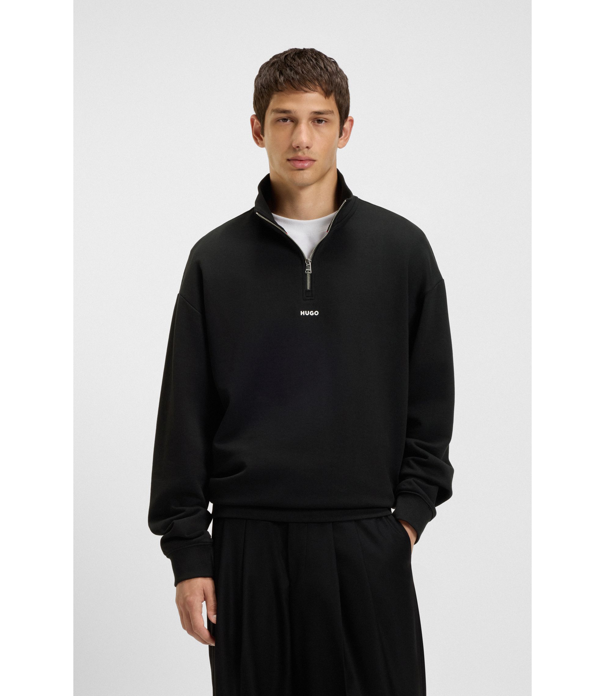 hbeu50525881_001_350?wid=1980&