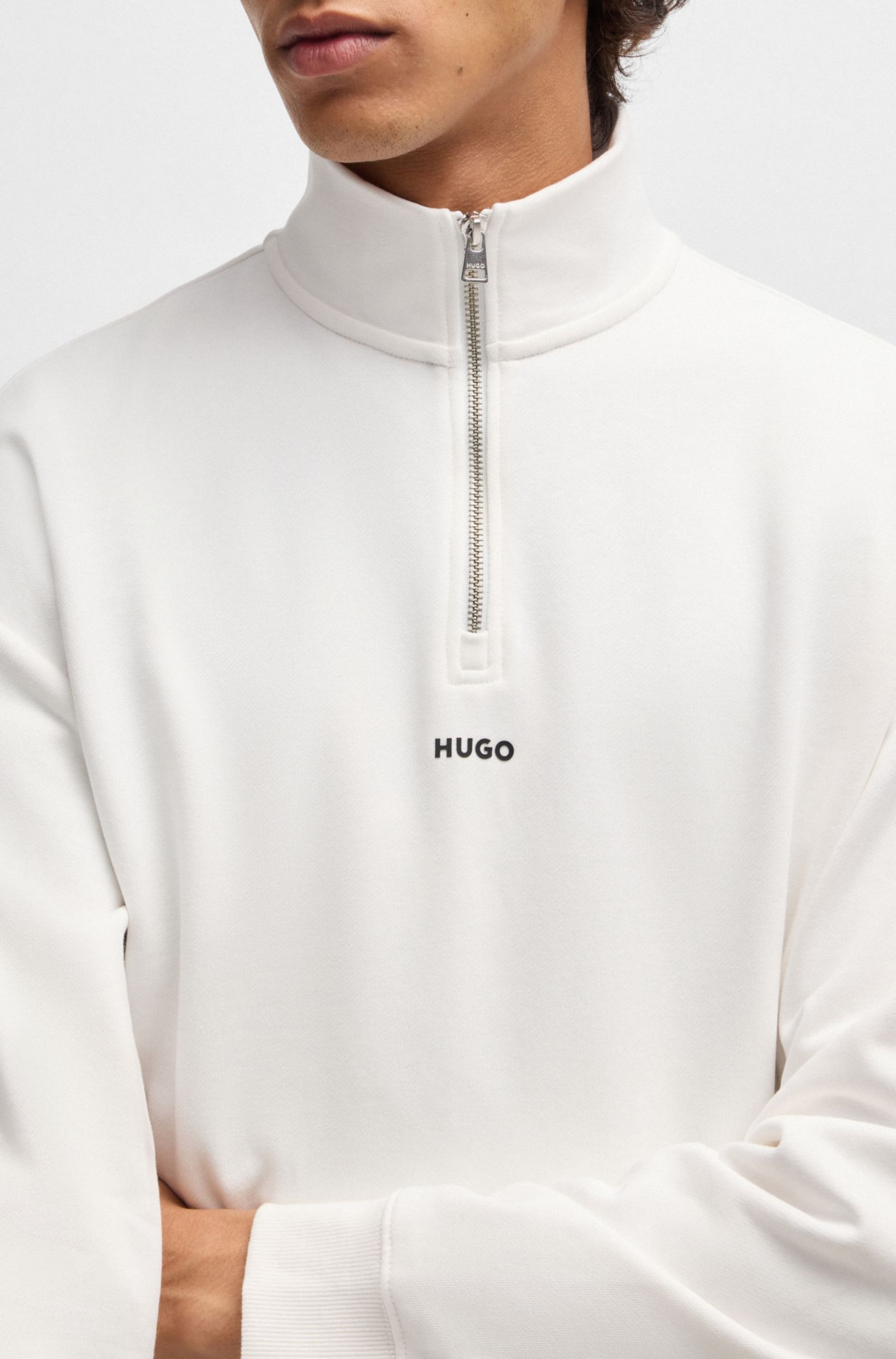 スウェット・トレーナー HUGO BOSS 'Dapocrew' sweatshirt White HUGO BOSS 'Dapocrew' sweatshirt White (Hugo Boss/スウェット