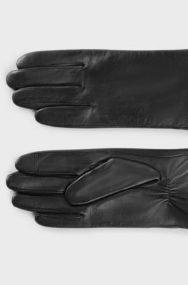 Touchscreen-friendly gloves in leather with logo rivet, Black