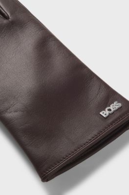 Touchscreen-friendly gloves in leather with logo rivet, Dark Red