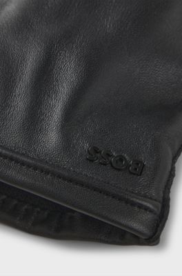 Touch-tech leather gloves with metal logo detail, Black