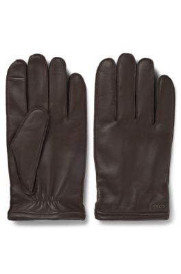 Touch-tech leather gloves with metal logo detail, Dark Brown