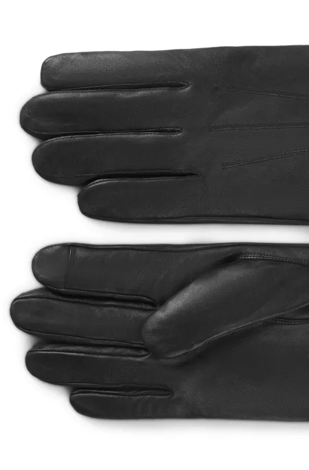Leather gloves with wool-blend lining