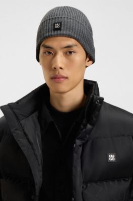 Virgin-wool beanie hat with stacked-logo badge, Grey
