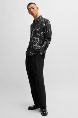 Slim-fit shirt with Kent collar in seasonal print, Patterned