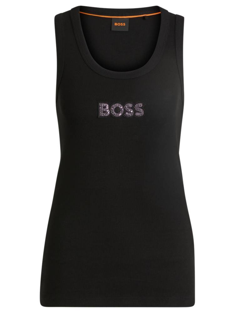 Artikel klicken und genauer betrachten! - Charakteristisches BOSS Tanktop mit kristallbesetztem Logo-Aufnäher. Der ärmellose Style ist aus bequemer, gerippter Stretch-Baumwolle. | im Online Shop kaufen