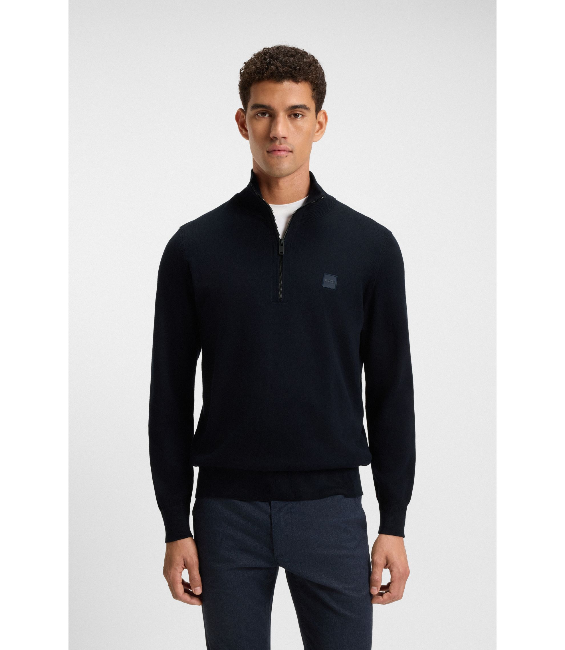 BOSS グレー ハーフジップセーター BOSS - Logo-patch zip-neck sweater in cotton and cashmere
