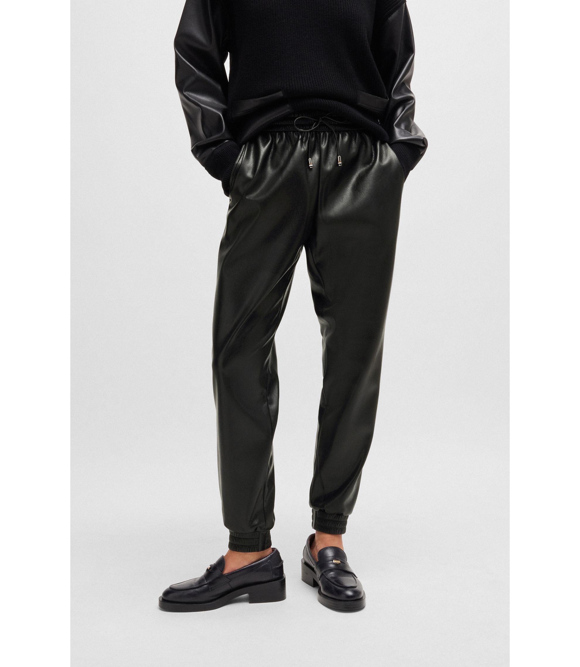 hbeu50528734_001_350?wid=1980&