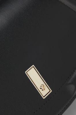 Ariell shoulder bag in leather, Black