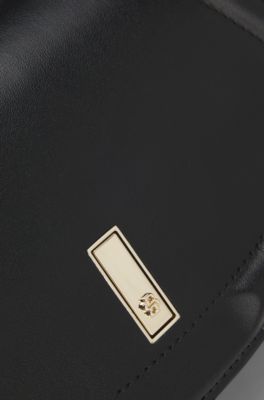 Ariell shoulder bag in leather, Black