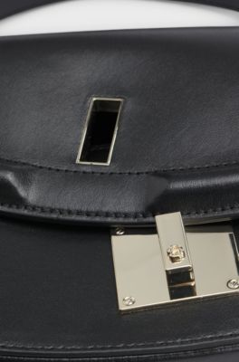 Ariell shoulder bag in leather, Black