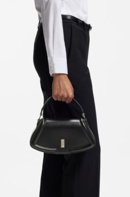Ariell shoulder bag in leather, Black