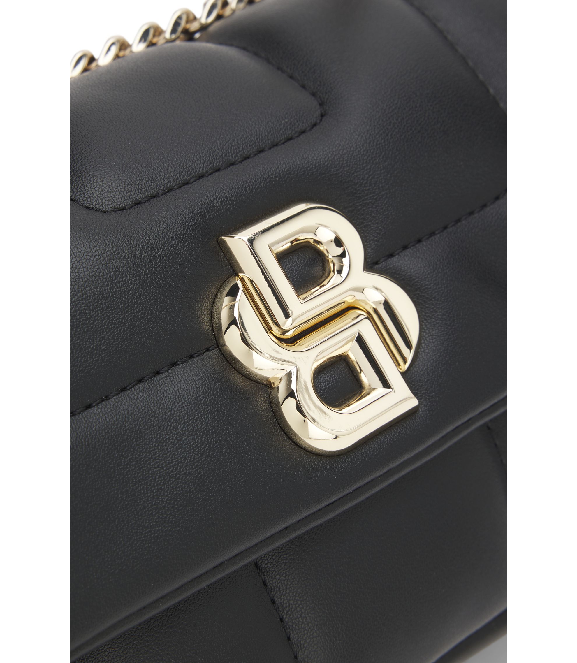 美品◆HUGO BOSS◆2WAY キルティング チェーン ショルダーバッグ 黒 美品◇HUGO BOSS◇2WAY キルティング チェーン ショルダーバッグ 黒