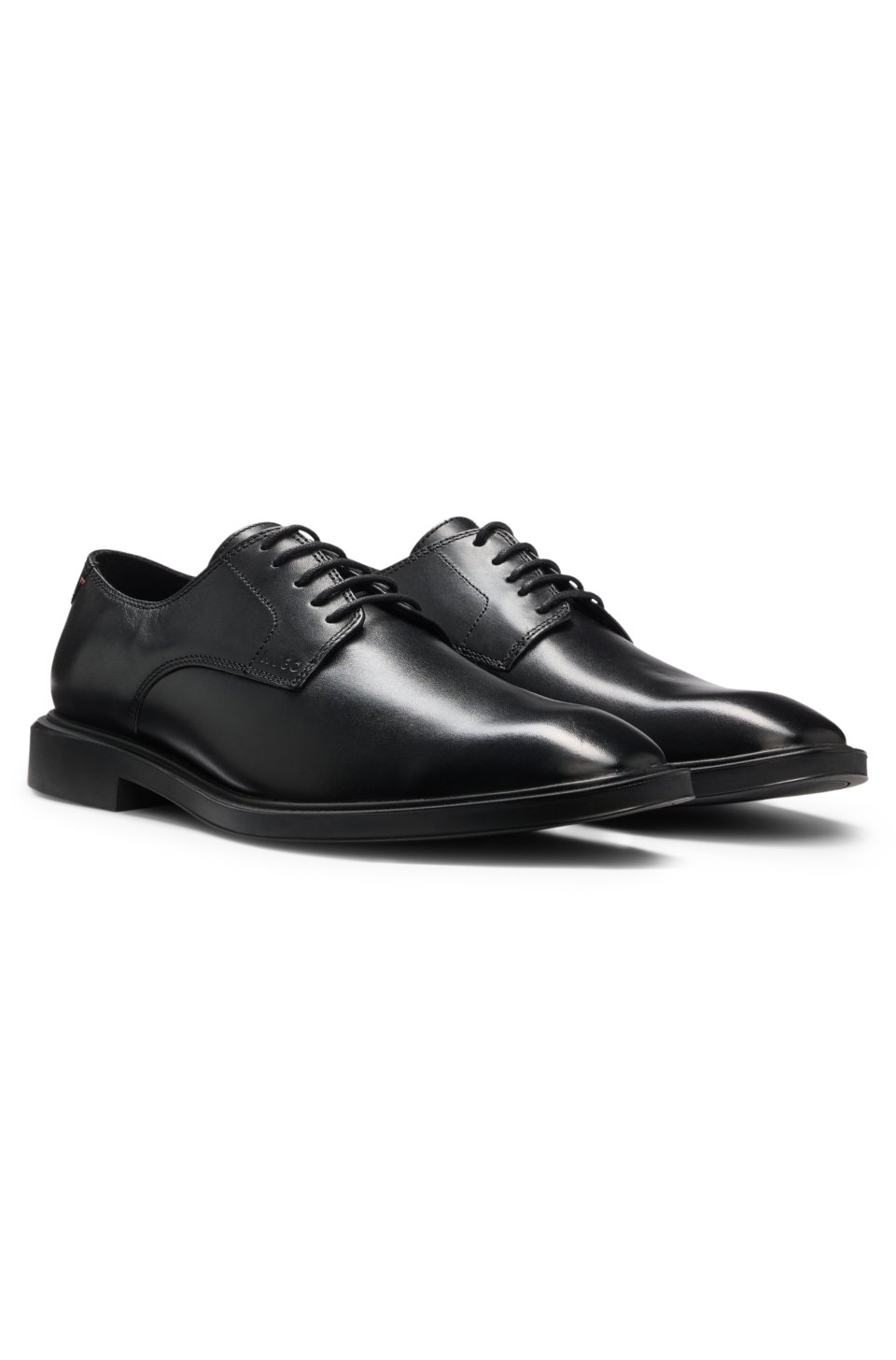 Derby shoes in smooth leather with embossed logo