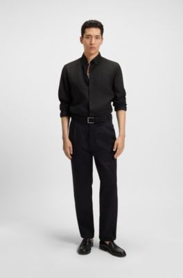 Chemise Regular &agrave; pointes boutonn&eacute;es en lin, Noir