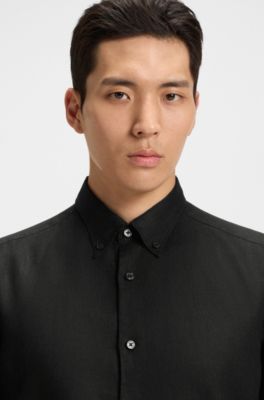Chemise Regular &agrave; pointes boutonn&eacute;es en lin, Noir