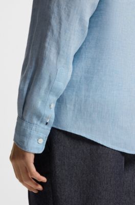 Chemise Regular &agrave; pointes boutonn&eacute;es en lin, bleu clair