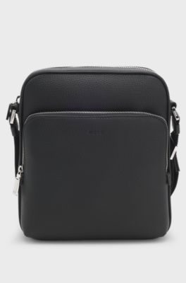 Reporter bag in natural-grain Italian leather, Black