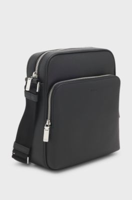 Reporter bag in natural-grain Italian leather, Black