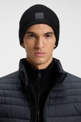 Beanie hat in cotton with logo label, Black