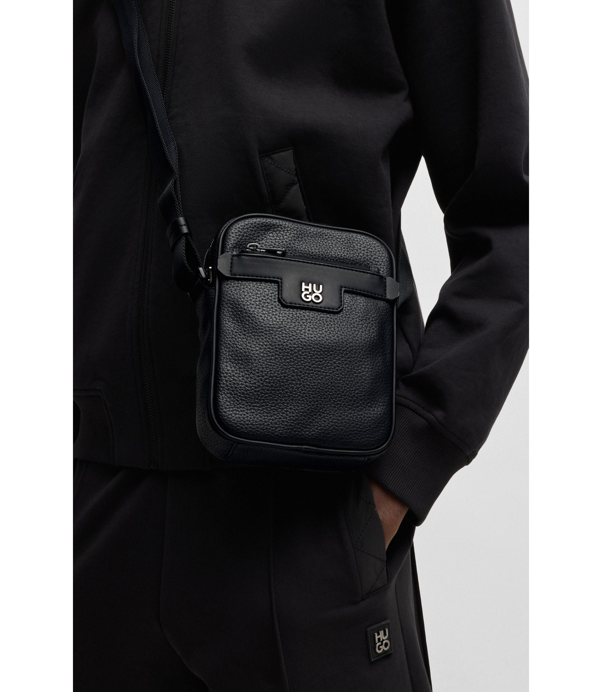 hbeu50529484_001_340?wid=1980&