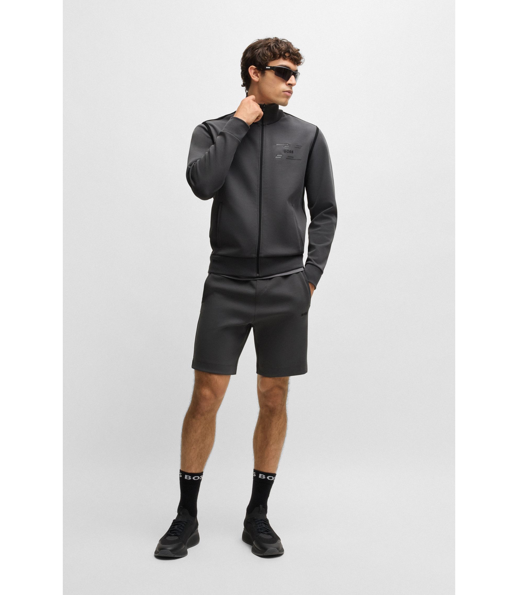 <blurhms> Light Sweat Crew-Zip 3 チャコール blurhms> Light Sweat Crew-Zip 3 チャコール この感じ初めて