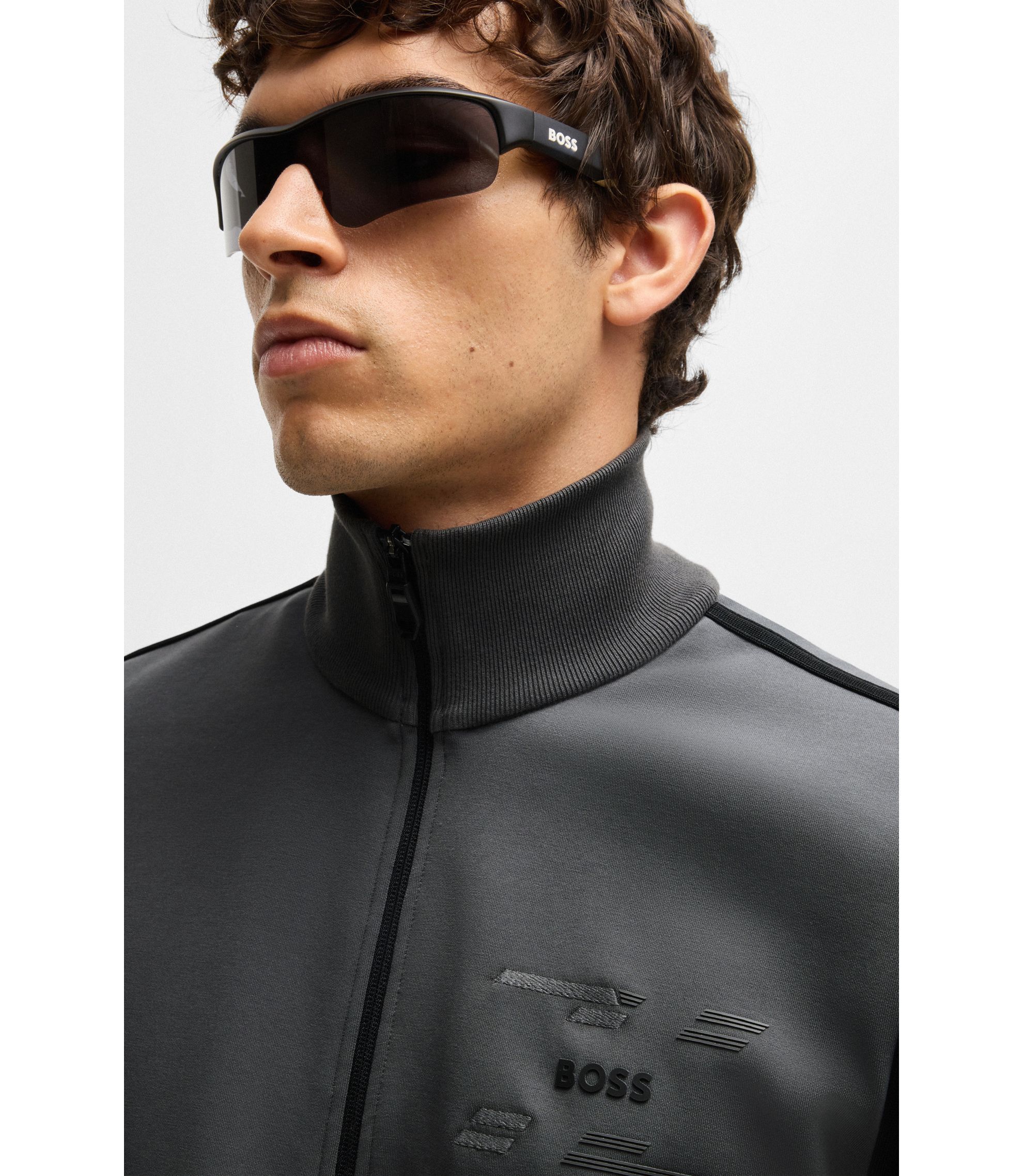 トップス BoTT LUXE LOGO CREW BOSS - Cotton-blend zip-up sweatshirt with logo artwork