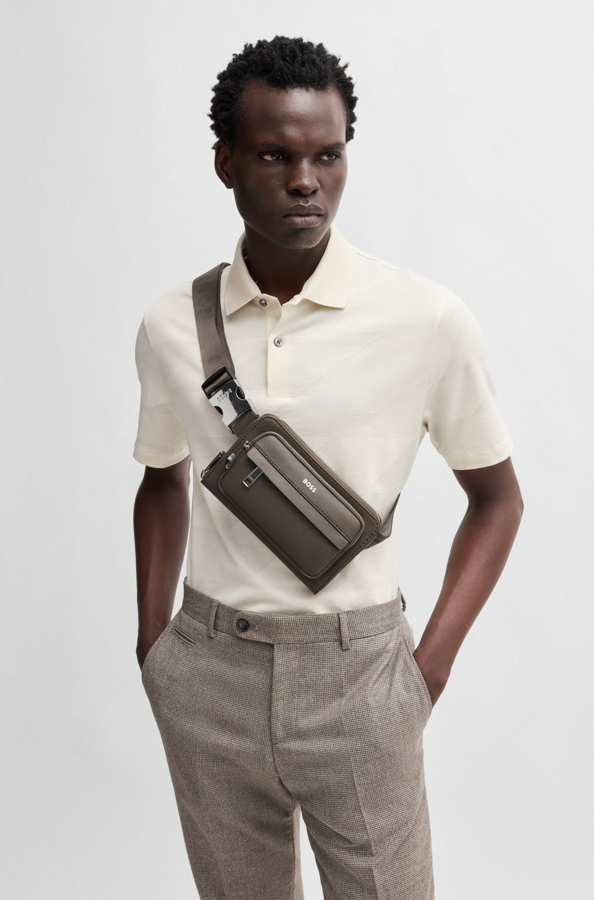 楽天市場】HUGO BOSS ヒューゴボス ショルダーバッグ 50529098 楽天市場】HUGO BOSS ヒューゴボス ショルダーバッグ 50529098