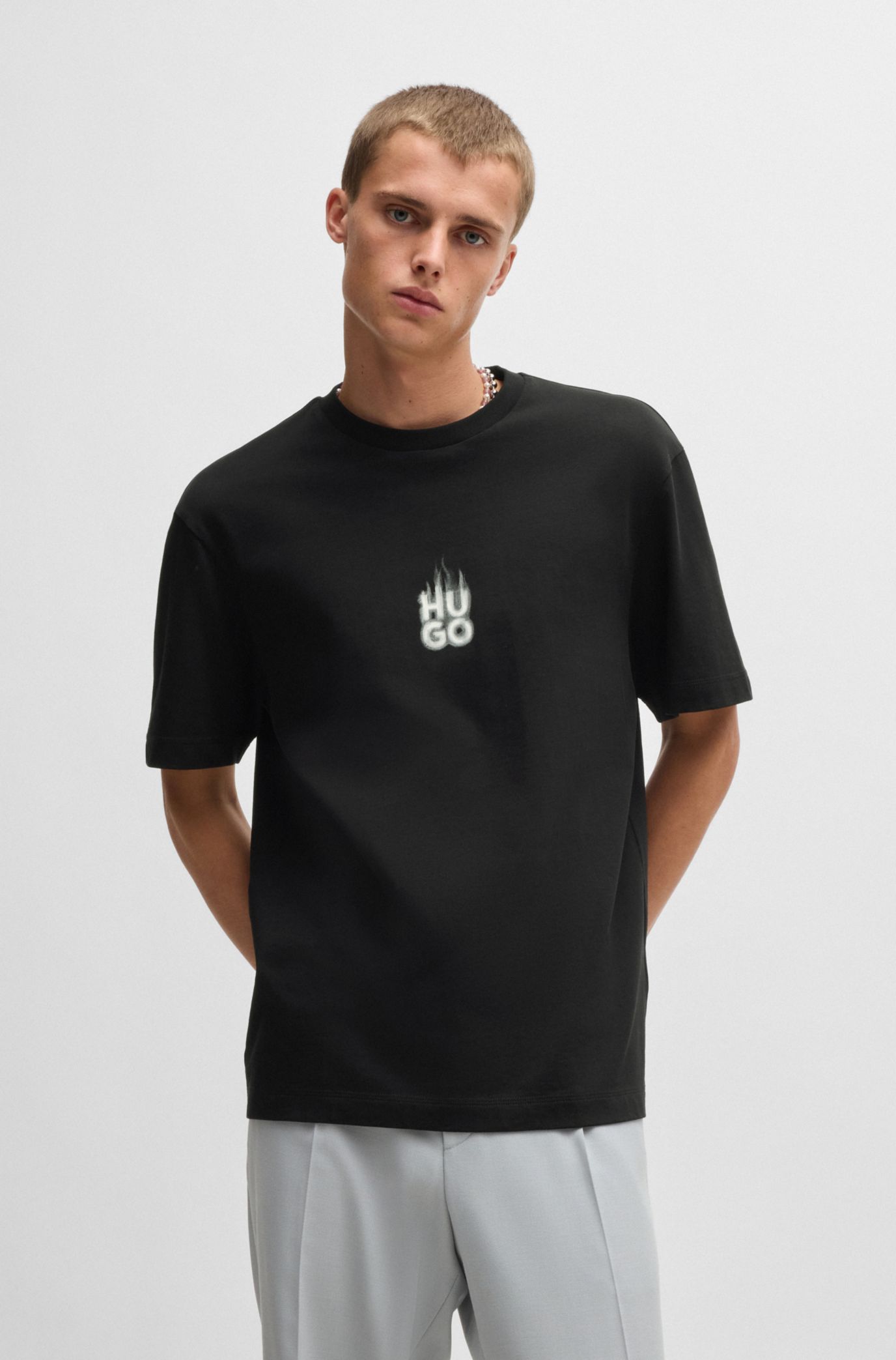 【関税込み】Hugo ブラック コットンジャージ Tシャツ HUGO tシャツ HUGOロゴプリント コットンジャージー Tシャツ