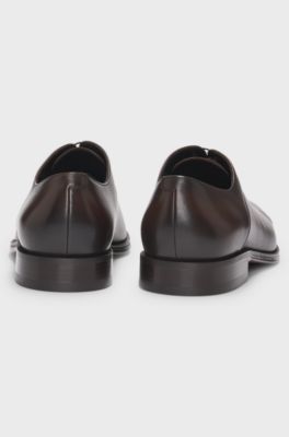 Captoe Oxford shoes in smooth leather, Dark Brown