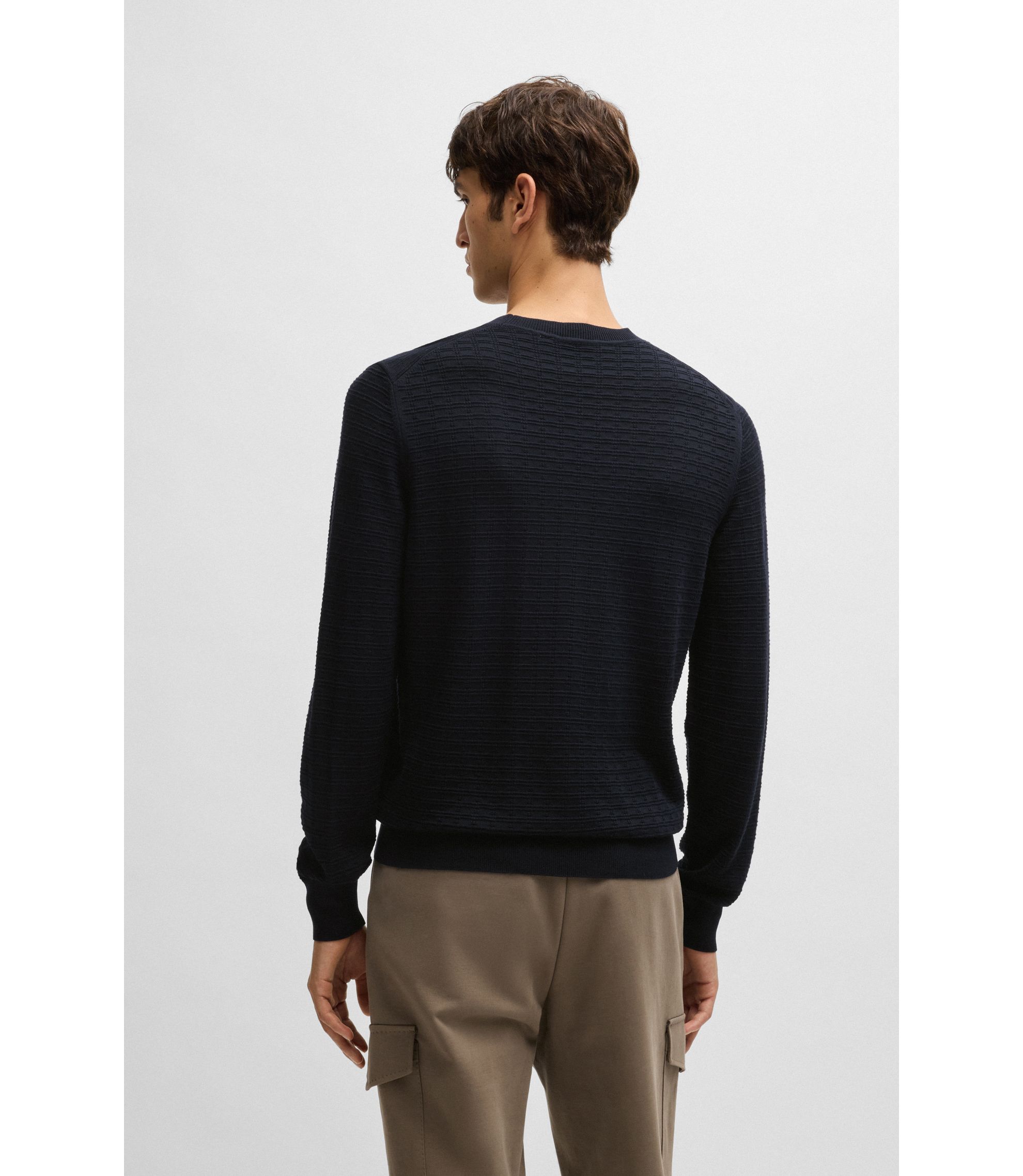 hbeu50530881_404_360?wid=1980&