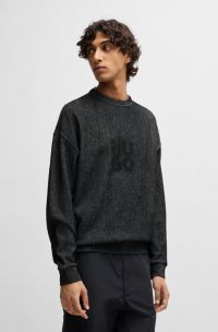 Geribde sweater van een katoenmix met tweedelige, rokerige logoprint, Zwart