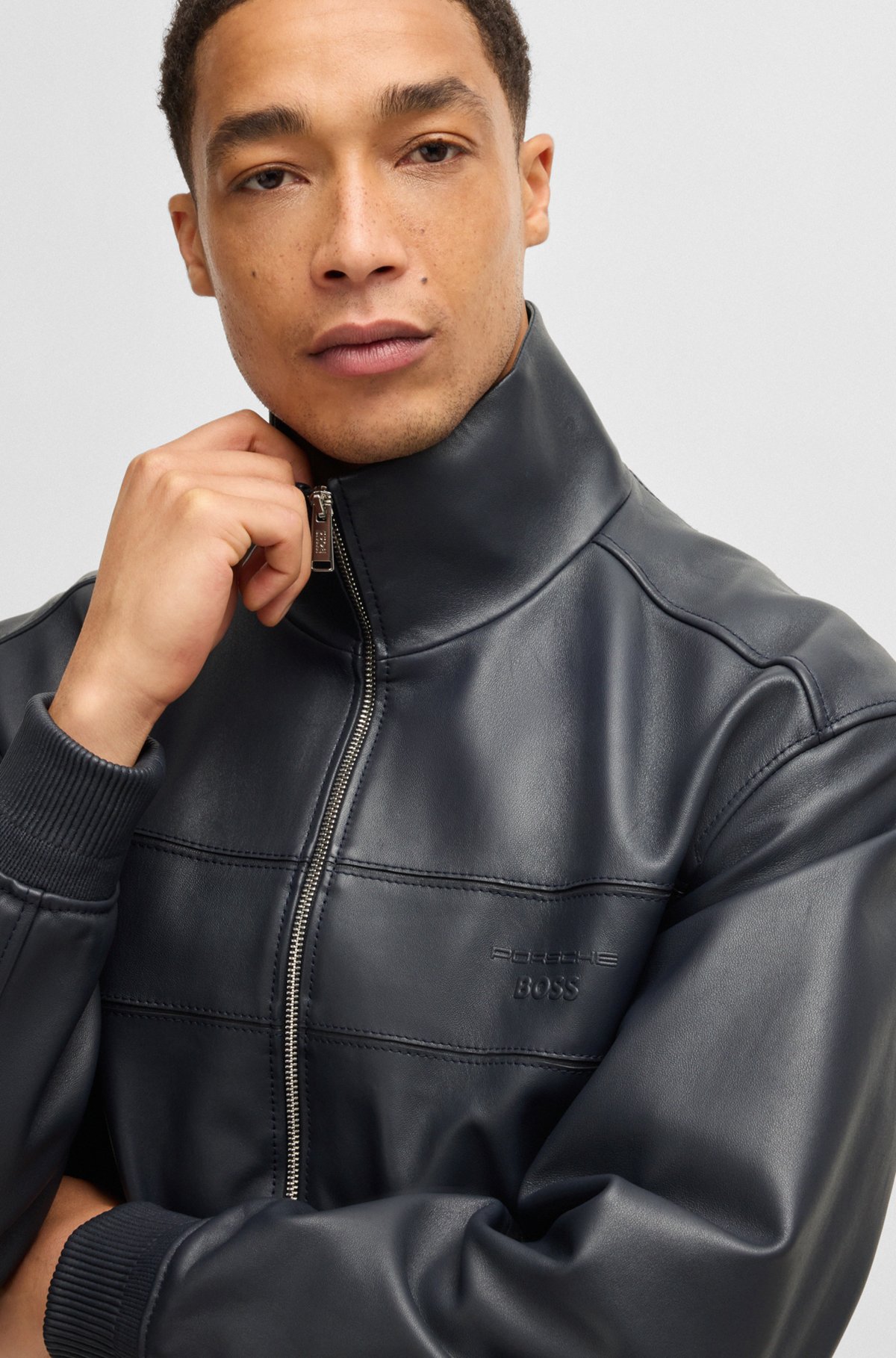BOSS - Porsche x BOSS レギュラーフィットジャケット レザー BOSS - Porsche x BOSS レギュラーフィットジャケット レザー