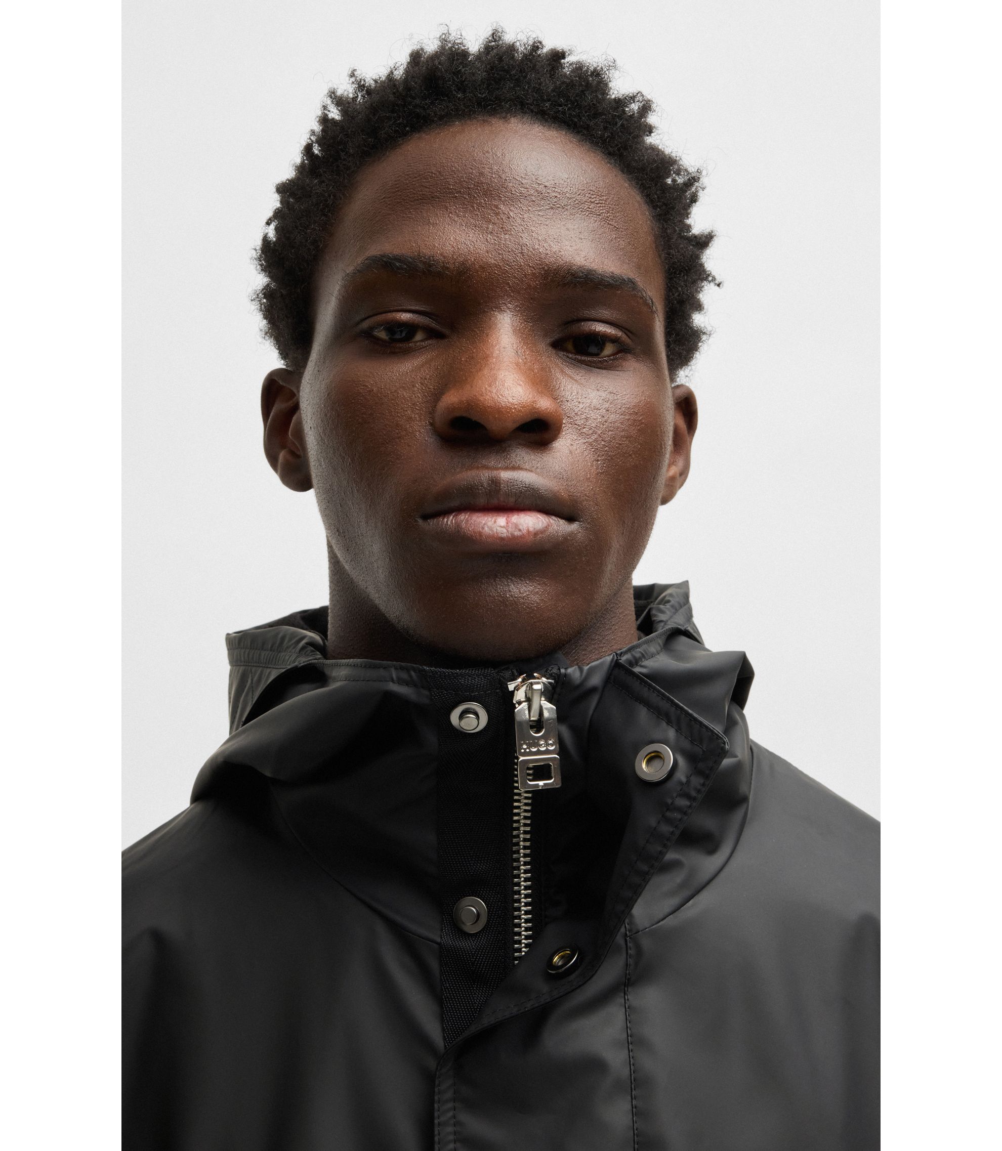 hbeu50531242_001_340?wid=1980&