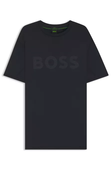 Active slim-fit T-shirt with moisture management