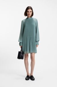 Plissé dress with sheer sleeves, Light Blue