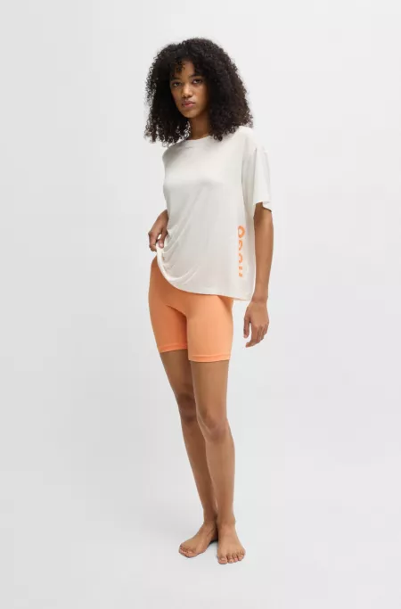 Jersey T-shirt and shorts pyjama set