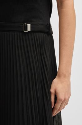 Belted skirt in pliss&eacute; crepe, Black