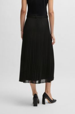 Belted skirt in pliss&eacute; crepe, Black