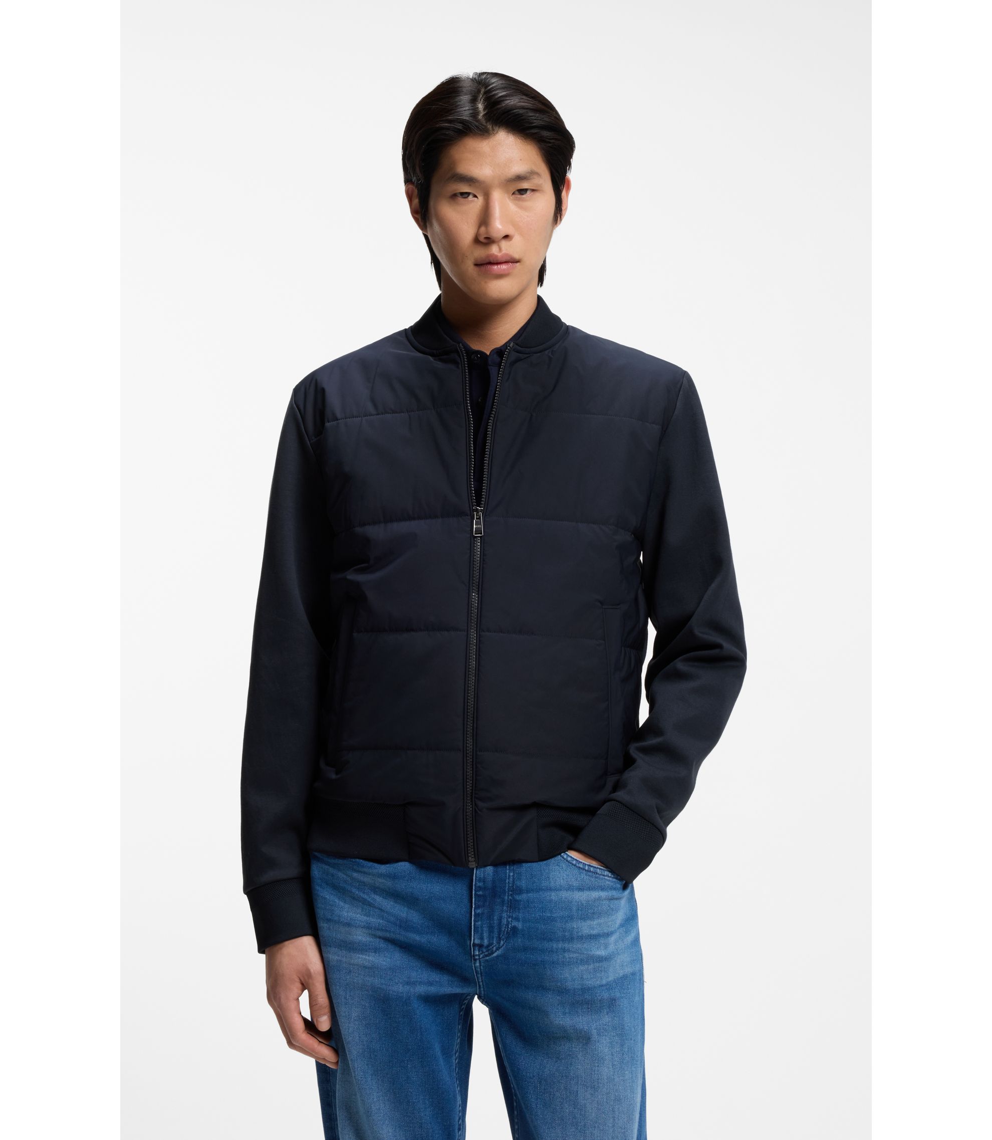 Sweatjacke mit Reißverschluss und gepolsterter Vorderseite