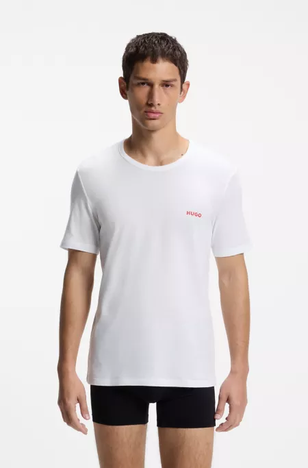 Lot de trois t-shirts en coton