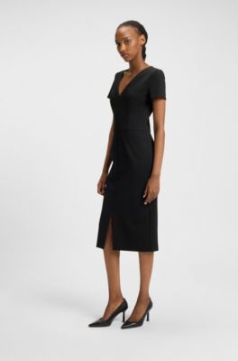 Vestido midi slim fit de tejido el&aacute;stico con escote en pico, Negro