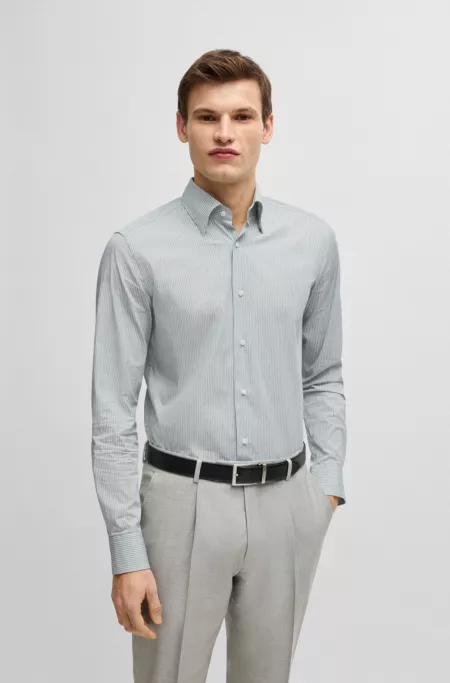 Slim-fit shirt in striped cotton
