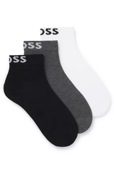 Three-pack of short-length socks with logos