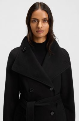 Double-breasted coat in a wool blend, Black